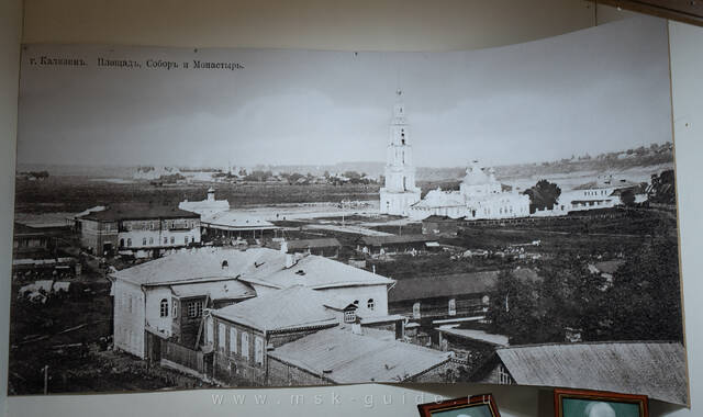 Фото Калязина до затопления: Николаевский собор, колокольня и Торговая площадь