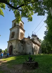 Краеведческий музей Калязина в здании Богоявленской церкви