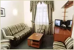 Люкс-апартаменты в гостинице Алтай в Москве