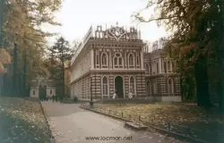 Средний дворец (Оперный дом) в Царицыно