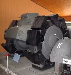 Танковый музей в Кубинке, противоминный трал