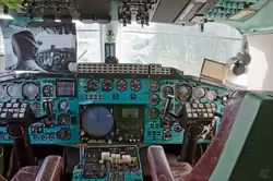 Музей авиации в Монино, кабина Ту-144