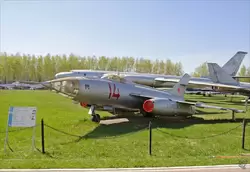Музей авиации в Монино, Як-27