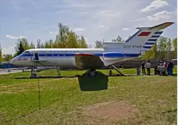 Музей авиации в Монино, Як-40