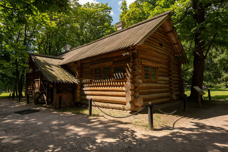 Домик петра коломенское фото