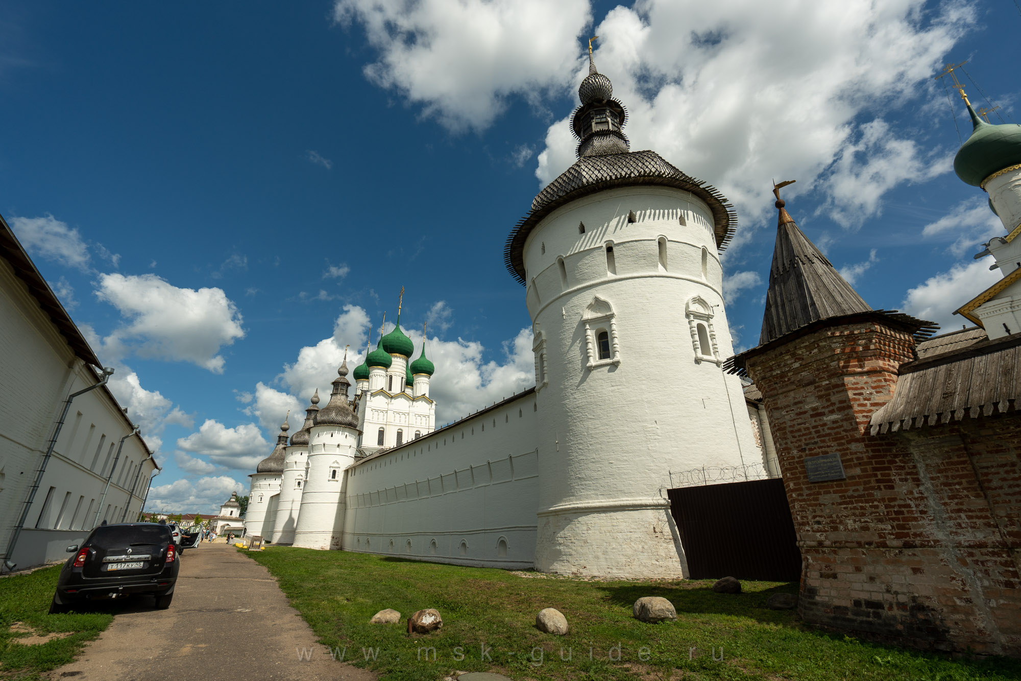 Ростовский кремль, башни и стены