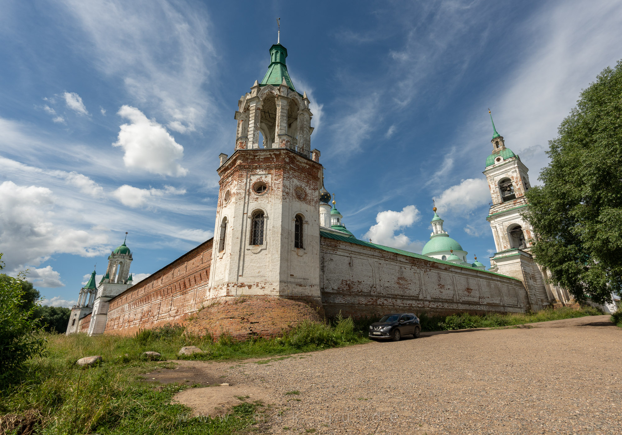 Спасо-Яковлевский Димитриев монастырь