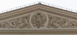 Большой театр в Москве, двуглавый орёл на фронтоне