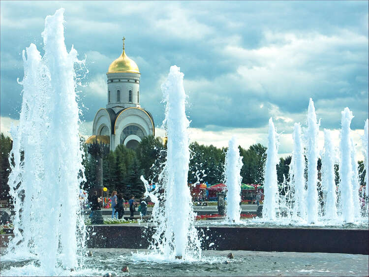 Поклонная гора в москве фото сегодня