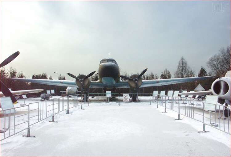 Цветочные часы на поклонной горе в москве фото