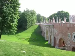 Большой мост (Готический) мост в музее-заповеднике Царицыно
